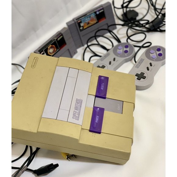 Nintendo SNES Console Controllers Cords 2 Sports Games For Parts Or Repair Only - Picture 7 of 12